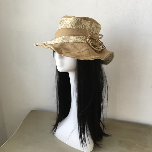lace trimming hat