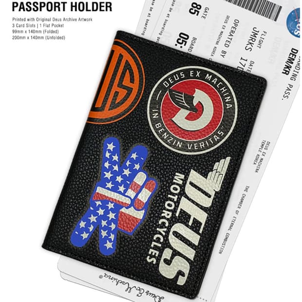 데우스 엑스 마키나 여권커버 >>구합니다<<