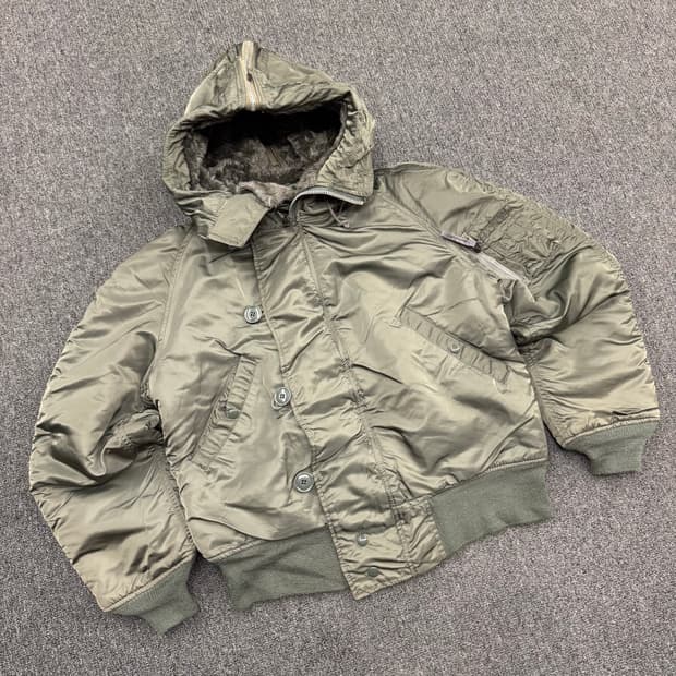 L)알파인더스트리 빈티지 N2B USA