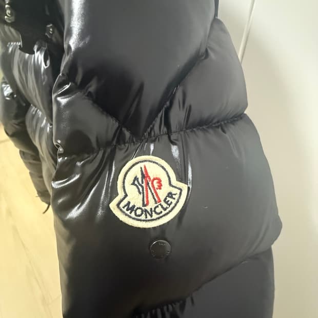 몽클레어 알릭스 사이러스 sirus 패딩