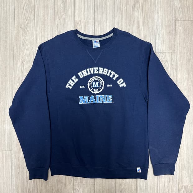 00s Russell Athletic Sweater 