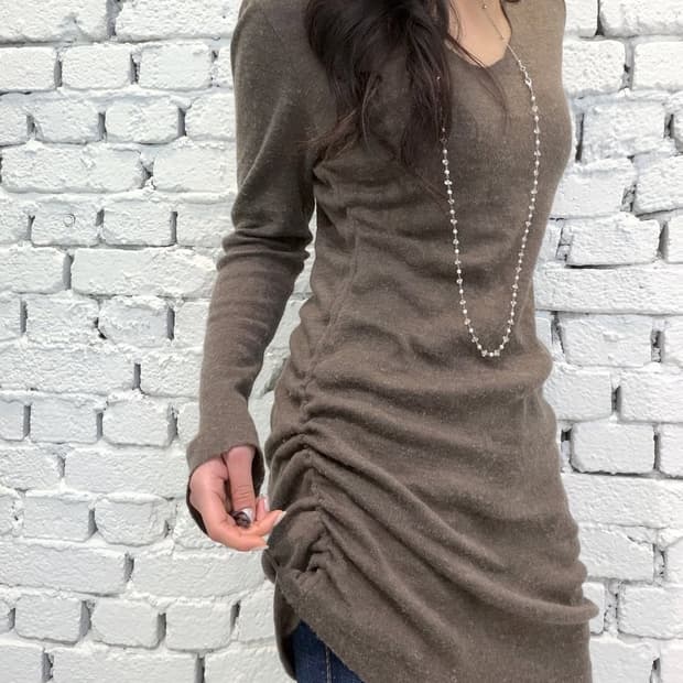goa Asymmetric Shirring Long Sleeve Top