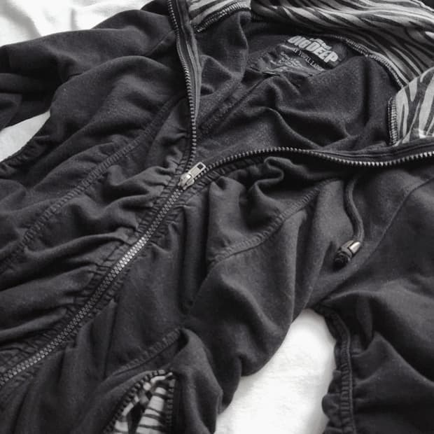 오네갸루 셔링 후드집업 블랙 합정빈티지y2k