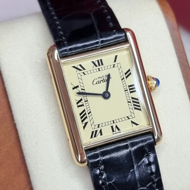 까르띠에 빈티지 탱크머스트 L 샴페인다이얼 핀버클 시계 (남녀 공용)