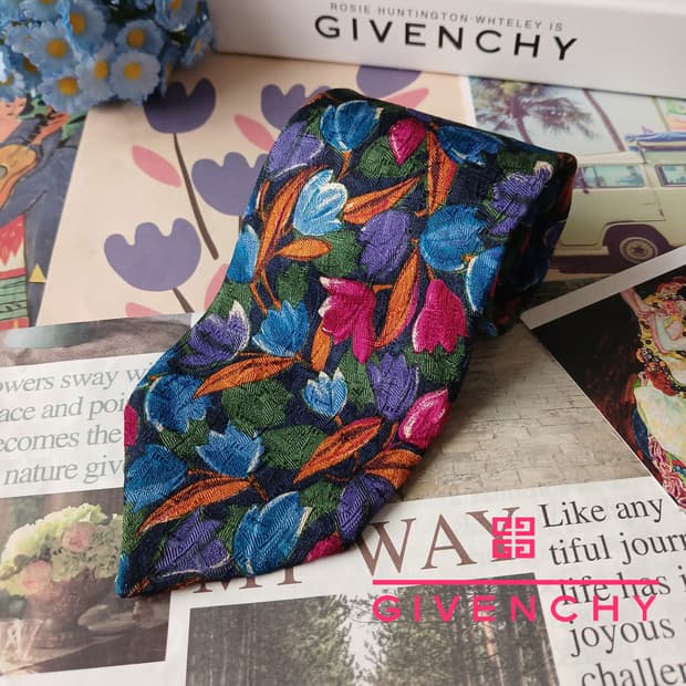 지방시 실크 블루 아트 플로럴 넥타이 9.1cm A+등급 A19139
