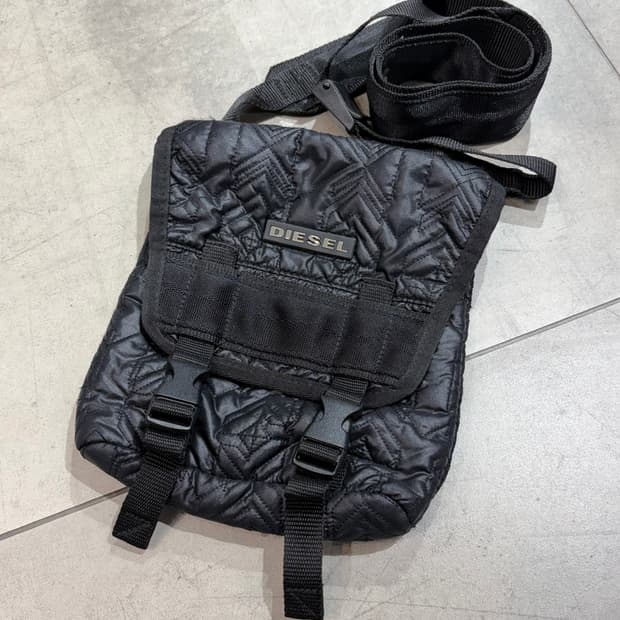 디젤 퀼팅 y2k 크로스백 가방