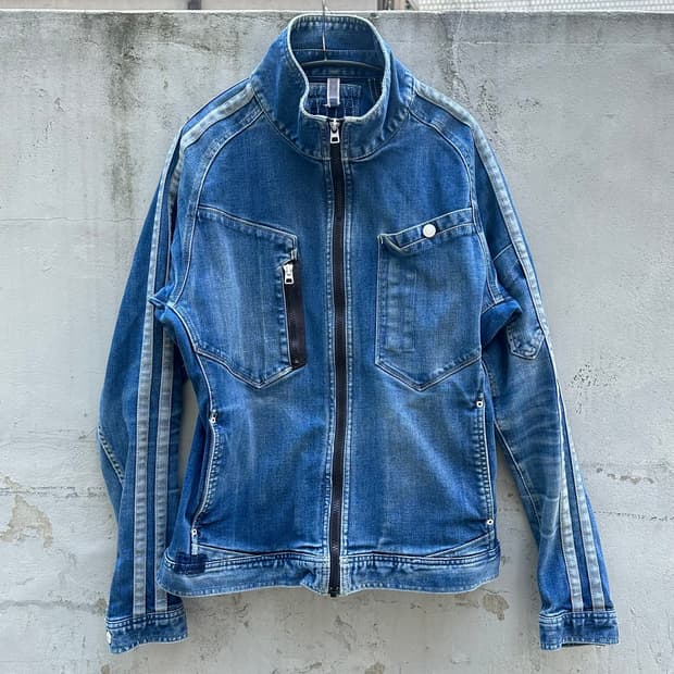 tracksuit type utility denim jacket