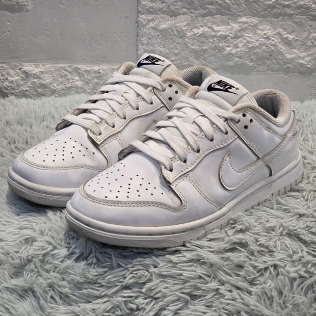 8w-9:나이키 덩크 로우 트리플 화이트 230cm