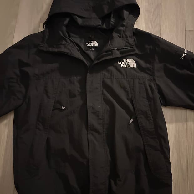 노스페이스 바람막이