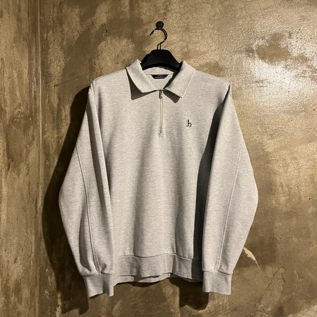 헤지스 반집업 맨투맨