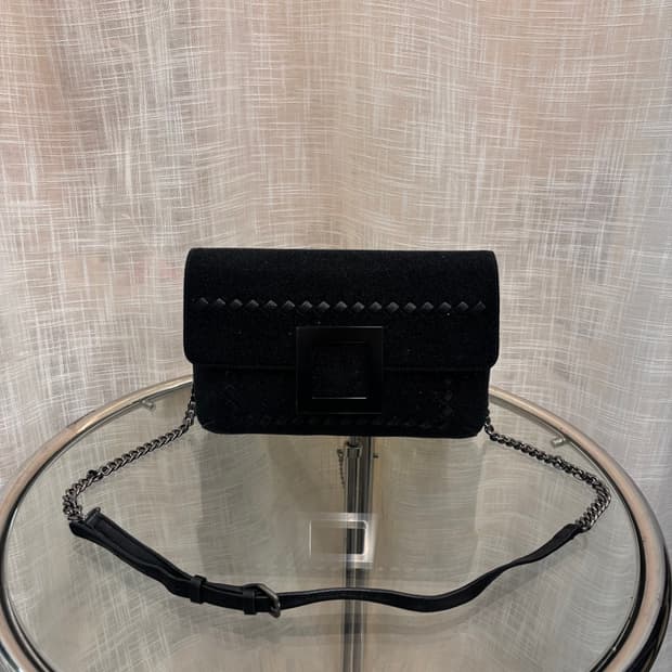 정품 루즈앤라운지 크로스백    