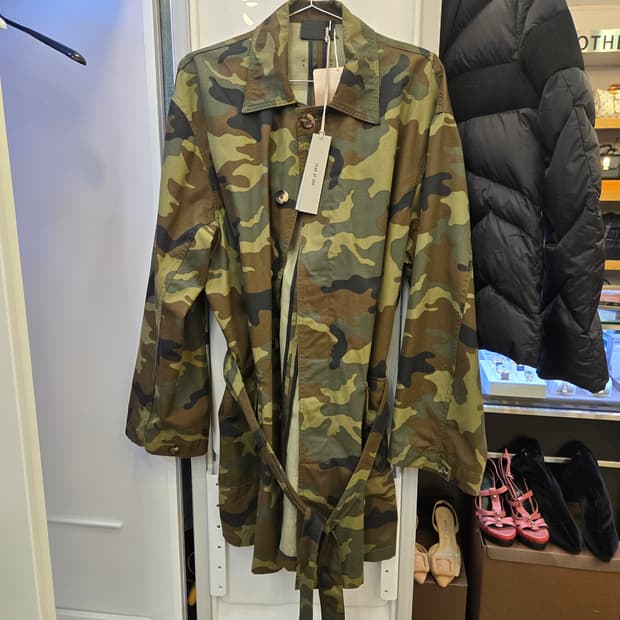 ​[정품 새상품] FEAR OF GOD (피어 오브 갓) 카모 밀리터리