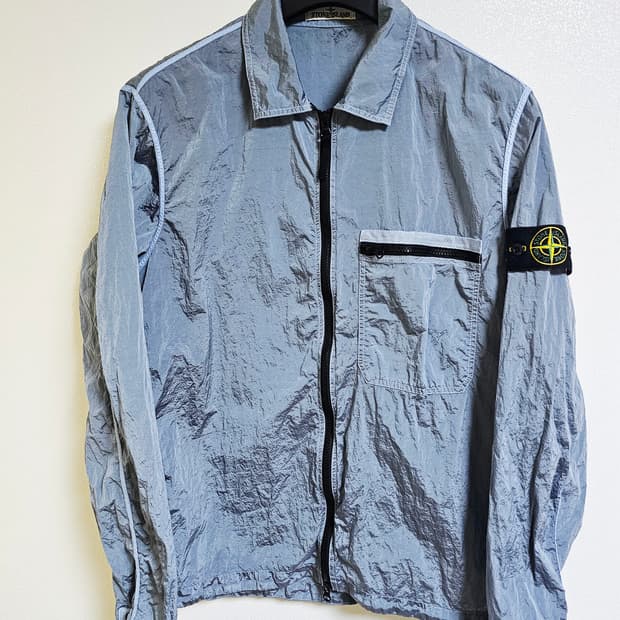 스톤아일랜드 나일론 메탈 오버셔츠 24SS