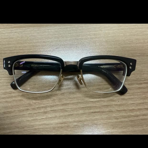 네고가능 디타 스테이츠맨1 DRX-2011J-52팝니다