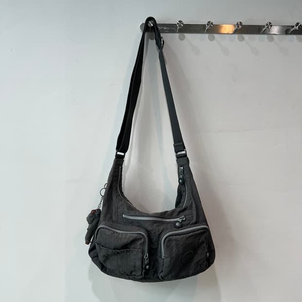 키플링 그레이 2pocket 크로스백