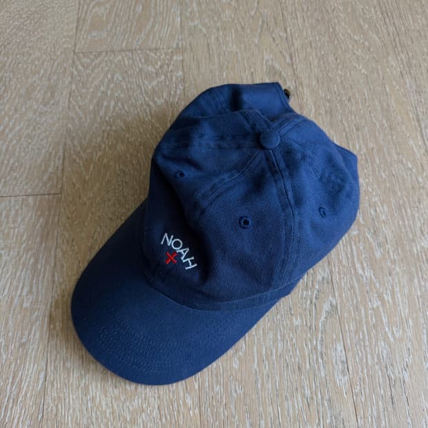 [FREE] 노아 6패널 볼캡 네이비