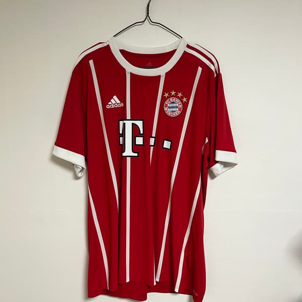 바이에른 뮌헨 17-18 홈 레플리카 져지