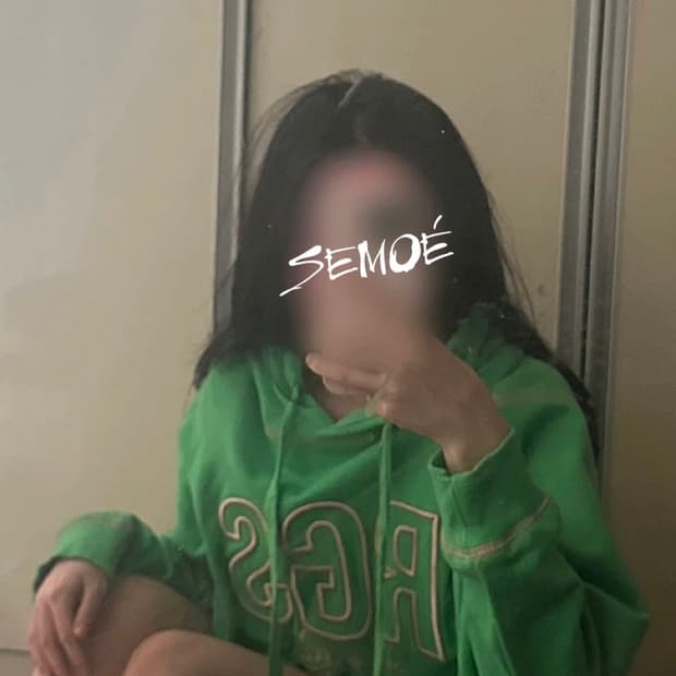 RolaRola 크롭 후드 판매합니다