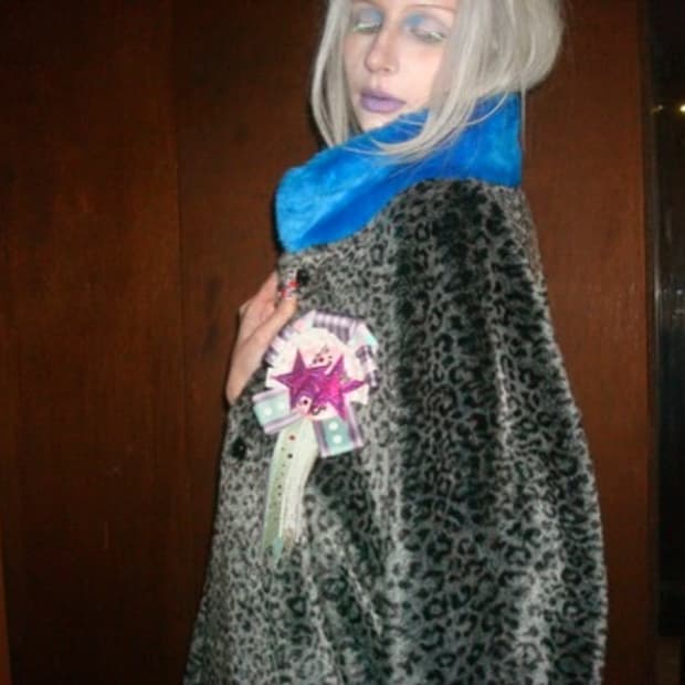  Blue leopard rosette fur