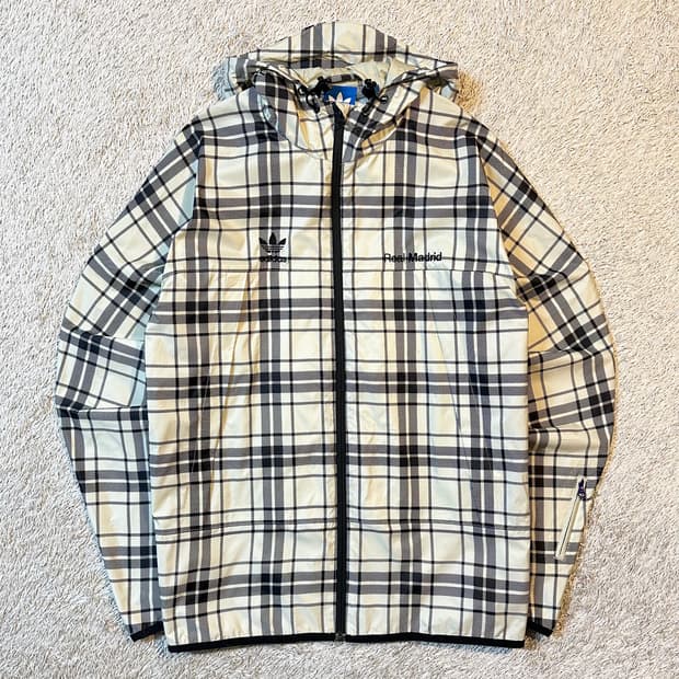대장급) 아디다스 레알 마드리드 타탄체크 바람막이 자켓