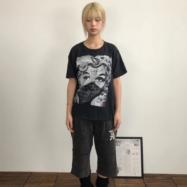 Flash Back Vintage Graphic Tee