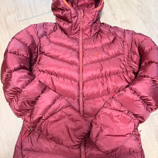 아크테릭스 세륨 구형 여성 m