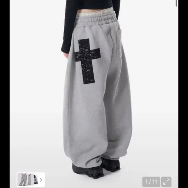 아캄 Laced CROS2 Patch Sweatpants (Gray)
