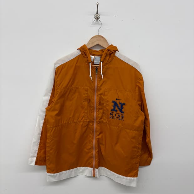 나이키 EST.1971 바람막이 오렌지 여성 M
