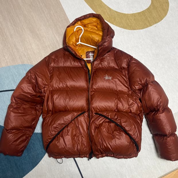 스투시 마이크로 립스탑 다운 파카 브릭 xl