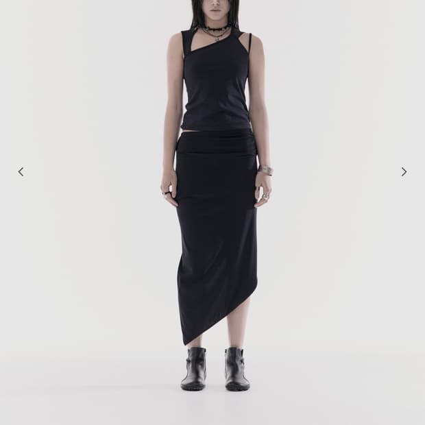 cost per kilo BACK SLIT JERSEY SKIRT xs