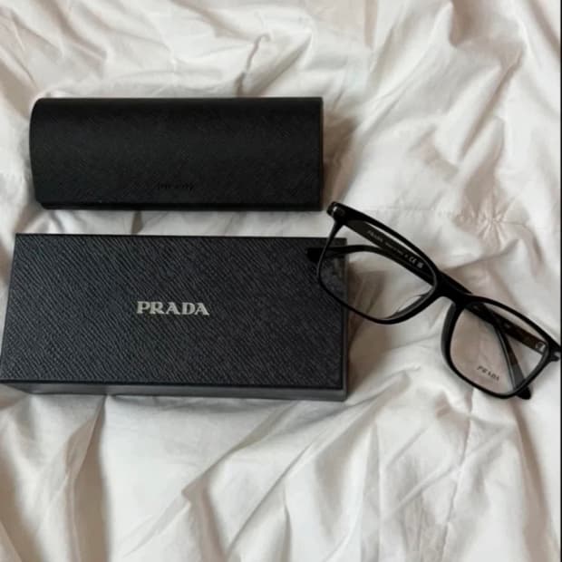프라다 pr14wvf 안경 새상품 