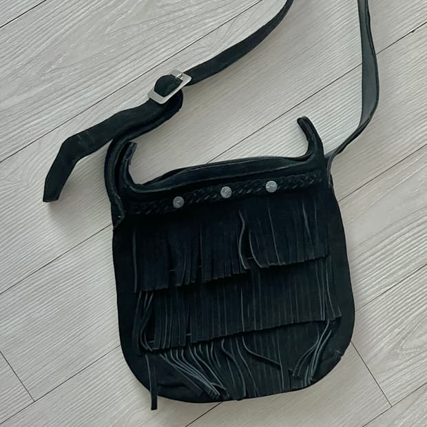 MINNETONKA suede fringe bag