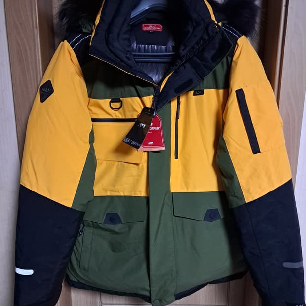 고어윈드스토퍼 패딩 100 새상품