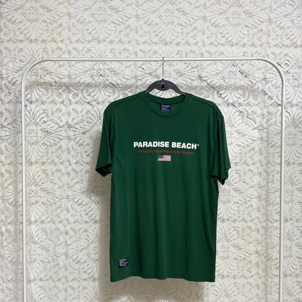 Paradise beach vintage T-shirts