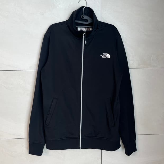 노스페이스 블랙 집업 자켓 (100) 