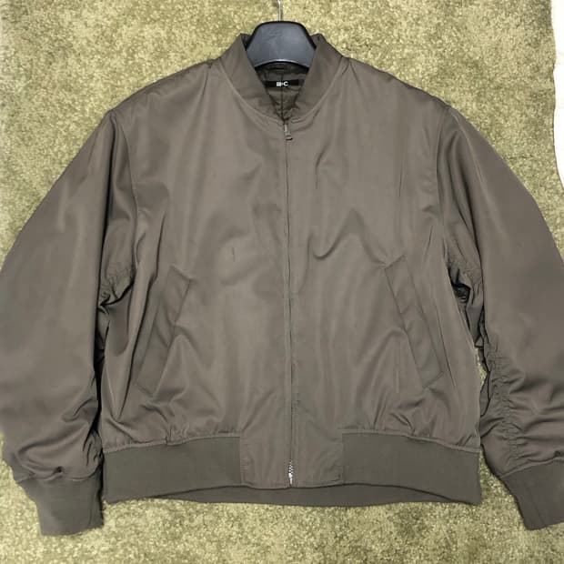유니클로 C 봄버 재킷
