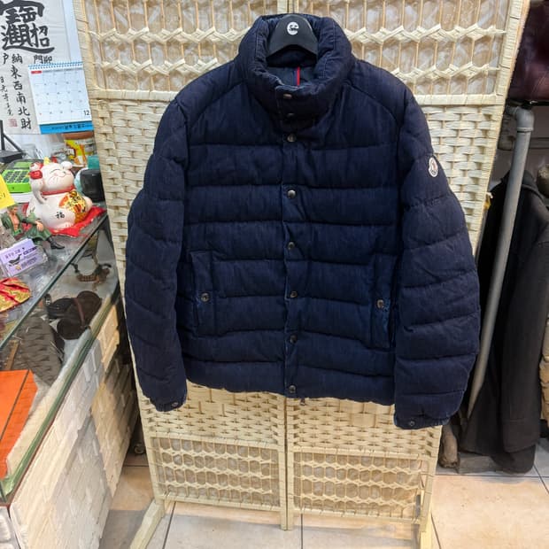 4/100 정품 몽클레어 BREVAL 데님패딩 팝니다