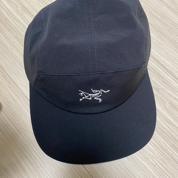 아크테릭스 소프트쉘 캡 모자