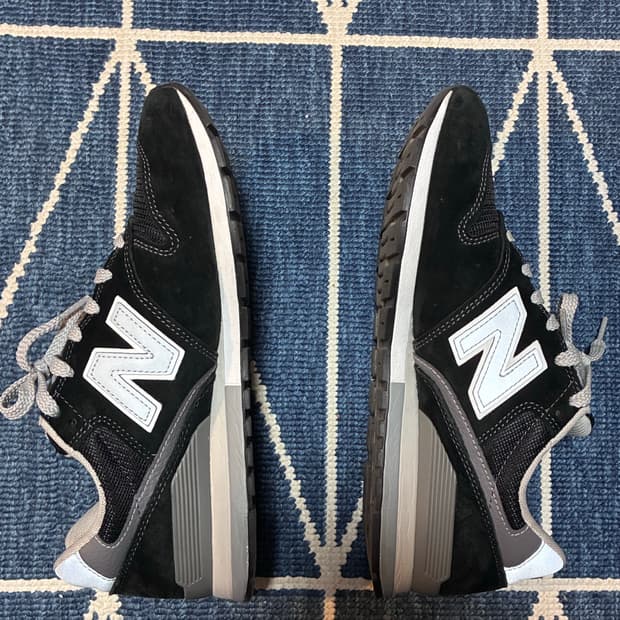 뉴발란스 996 블랙