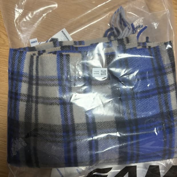 아더에러 레빈트 플레이드 머플러 목도리 블루