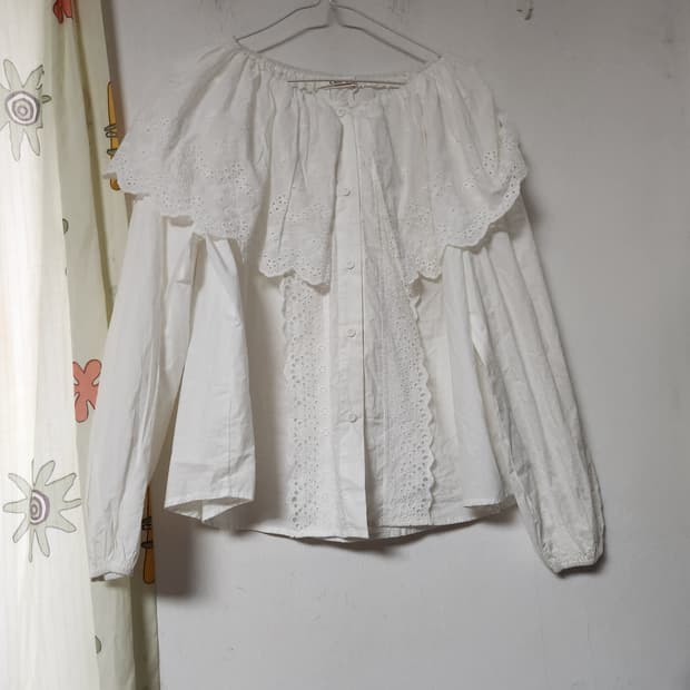 빅사이즈 레이스 펀칭 블라우스 화이트 F