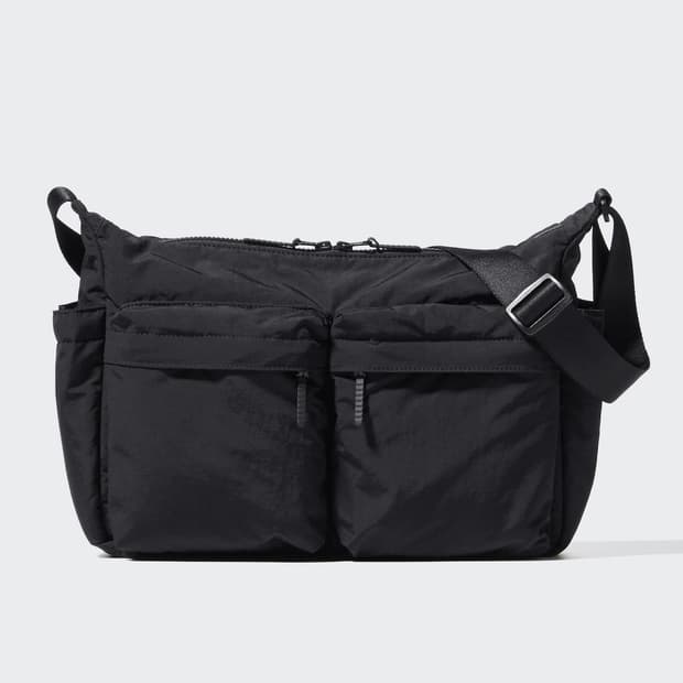 [새상품] 유니클로 멀티포켓 숄더백 블랙