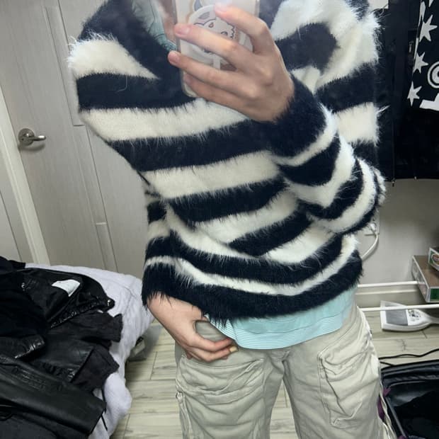 펑크 스트라이프 니트