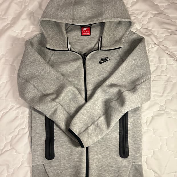 나이키 테크팩 신형 