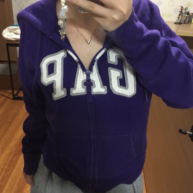 딥퍼플 갭 후드집업