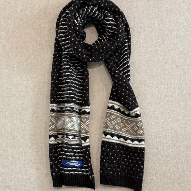 준야와타나베 노르딕 울 브라운 머플러