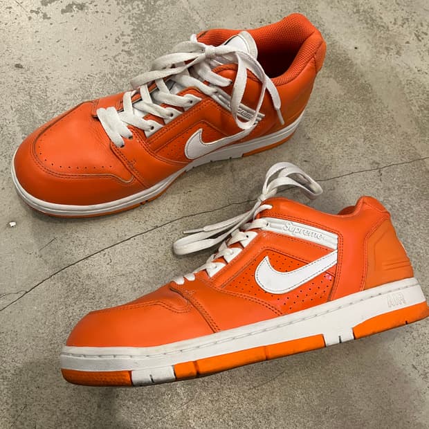 슈프림 나이키 에어포스2