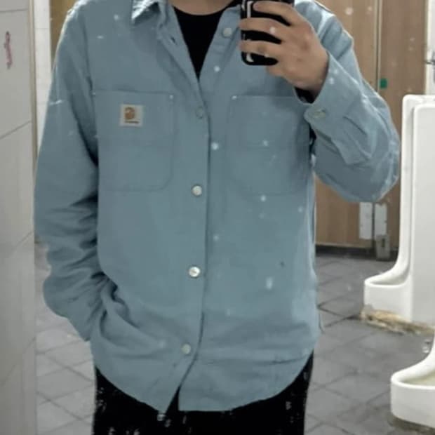 칼하트 하늘색 셔츠