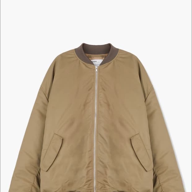 컬티즘 헤드메이너 봄버 s 삽니다. 