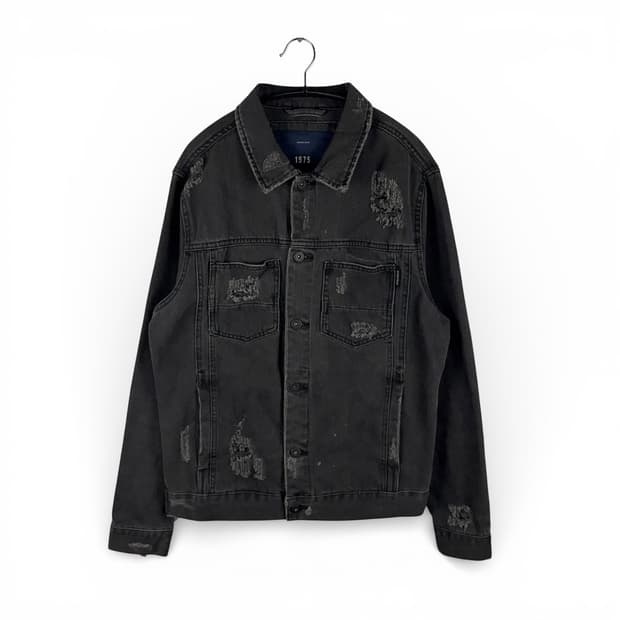 (XL) ZARA 데미지 흑청 데님 자켓